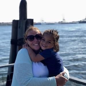 Meet your Posher, Laura